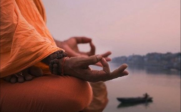 Положение рук при медитации